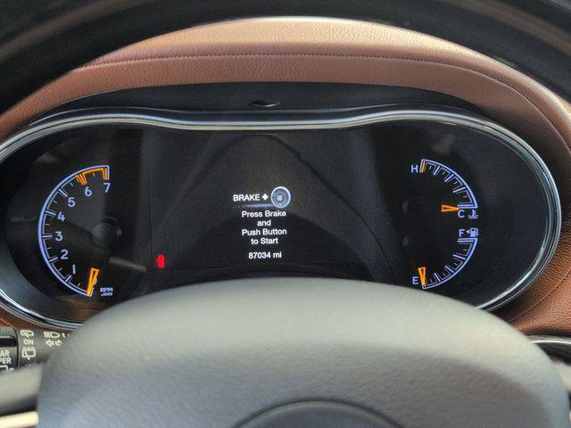 Certified 2020 Jeep Grand Cherokee Overland w/ Interior Metal Package AWD/4WD image 9