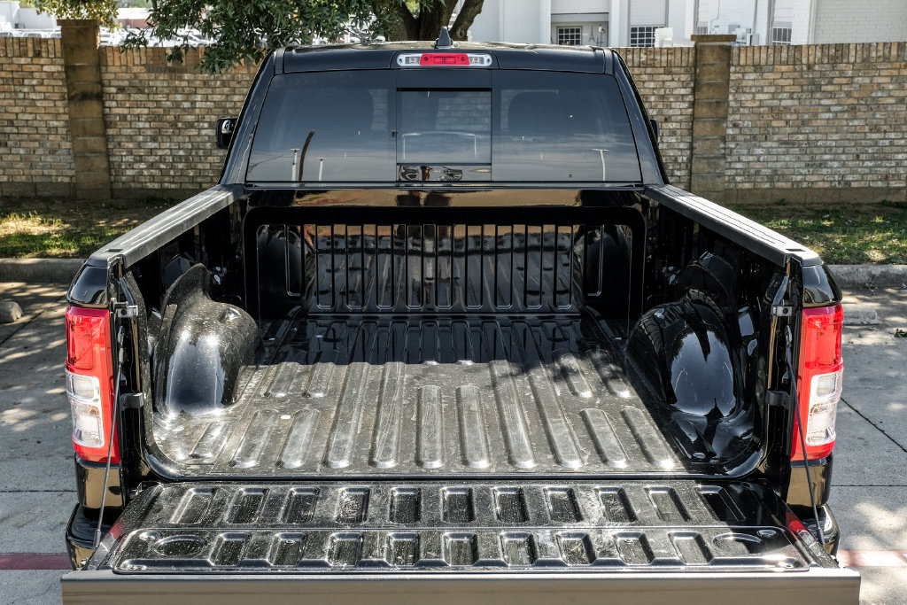 Used 2023 RAM 1500 Big Horn AWD/4WD image 70
