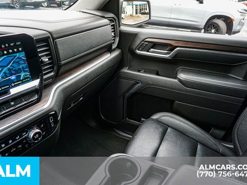 Used 2025 GMC Sierra 1500 SLT RWD image 47