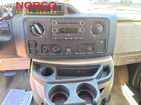 Used 2013 Ford E-350 and Econoline 350 XLT image 23