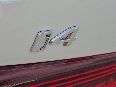 New 2026 BMW i4 xDrive40i w/ M Sport Package image 19