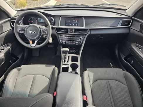Used 2018 Kia Optima LX FWD image 11