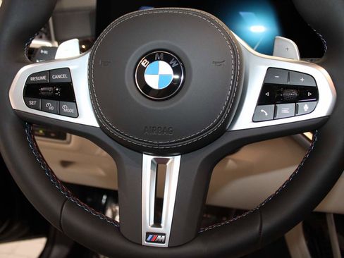 New 2026 BMW X7 M60i AWD/4WD image 21