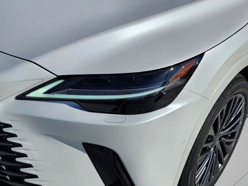 New 2026 Lexus RX 450h AWD image 29