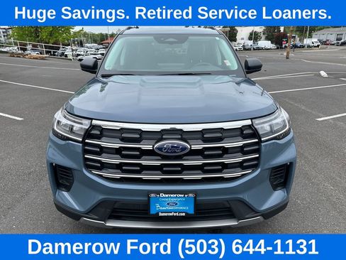 Used 2026 Ford Explorer Active AWD/4WD image 10