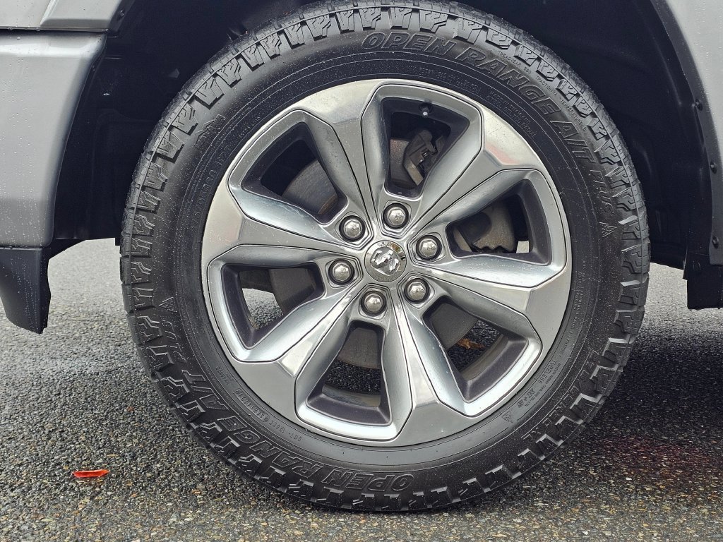 Used 2019 RAM 1500 Limited w/ Advanced Safety Group AWD/4WD image 9