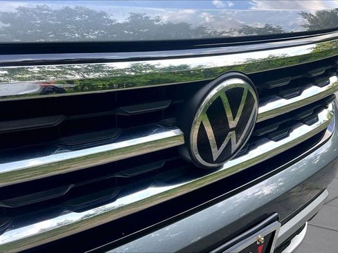 Used 2021 Volkswagen Atlas Cross Sport SE AWD/4WD image 29