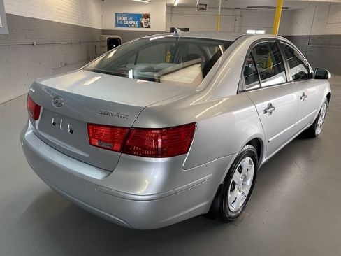 Used 2009 Hyundai Sonata GLS w/ Popular Equipment Pkg 2 FWD image 9