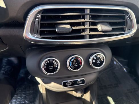 Used 2022 FIAT 500X Trekking image 23