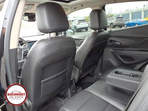 Used 2019 Buick Encore Essence w/ Experience Buick Package FWD image 27