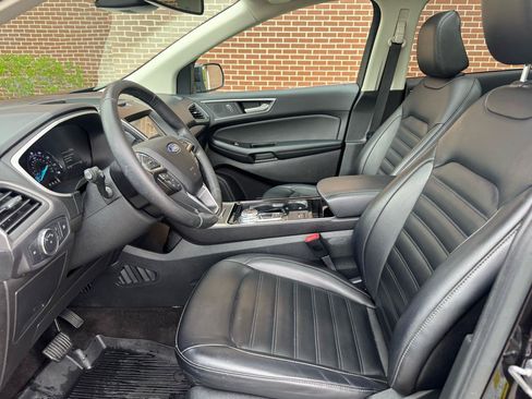 Used 2020 Ford Edge SEL AWD/4WD image 16