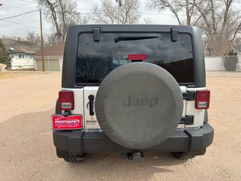 Used 2011 Jeep Wrangler Unlimited Sport image 5