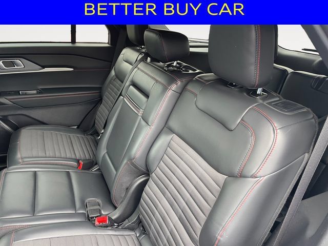New 2026 Ford Explorer ST-Line w/ ST-Line Street Pack AWD/4WD image 13