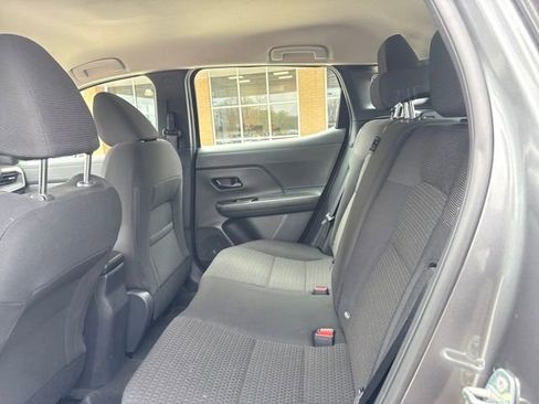 Used 2025 Nissan Kicks S image 19