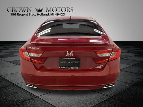 Used 2018 Honda Accord Sport image 5