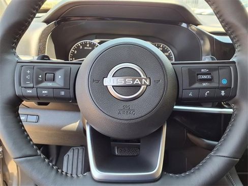 New 2025 Nissan Pathfinder SL w/ Black Appearance Package image 19