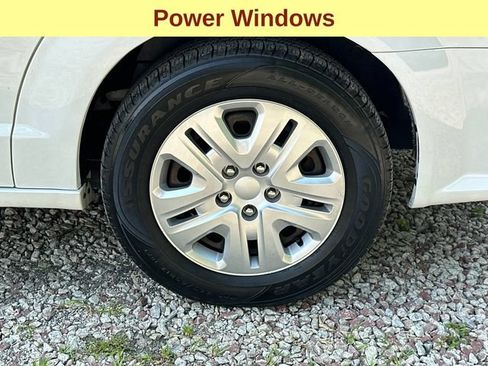 Used 2019 Dodge Grand Caravan SE FWD image 9