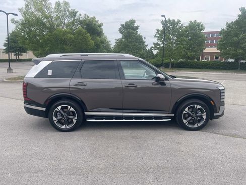 New 2026 Hyundai Palisade Limited FWD image 8