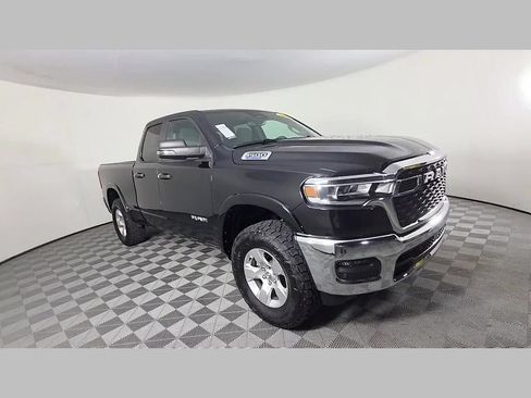Used 2025 RAM 1500 Big Horn RWD image 34