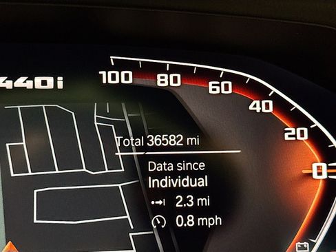 Used 2022 BMW M440i Coupe w/ Premium Package image 8