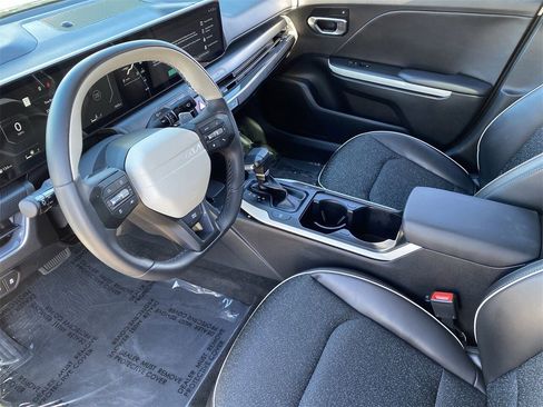 Certified 2025 Kia K4 GT-Line w/ GT-Line Sunroof Package image 17