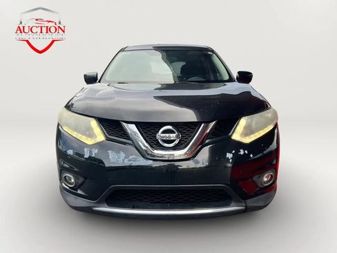 Used 2016 Nissan Rogue S FWD image 2
