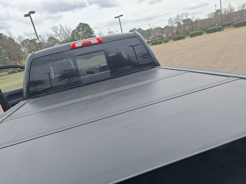 Used 2017 Chevrolet Silverado 1500 LTZ Z71 w/ LTZ Plus Package image 21