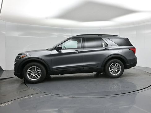 New 2026 Ford Explorer Active RWD image 28