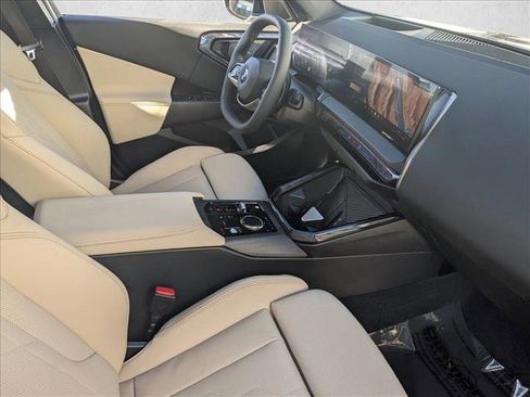 Used 2025 BMW X3 xDrive30i w/ Premium Package image 22