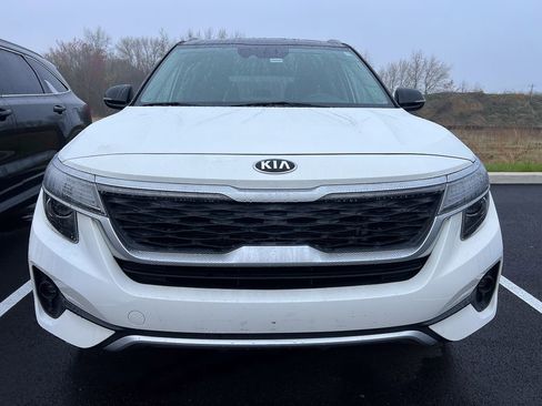 Used 2021 Kia Seltos S image 9