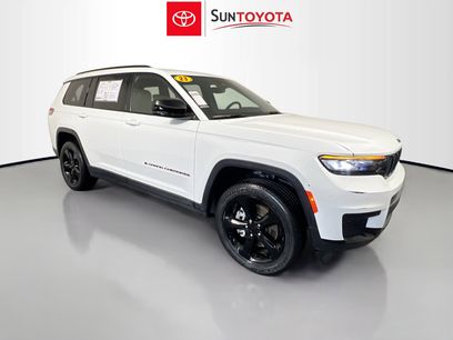 Used 2023 Jeep Grand Cherokee L Laredo