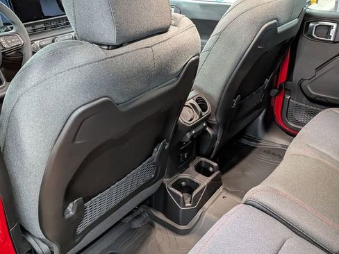 New 2026 Jeep Wrangler Unlimited Rubicon AWD/4WD image 24