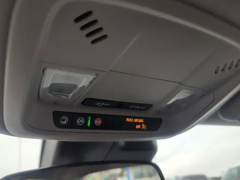 Used 2023 Chevrolet Malibu LT FWD image 30