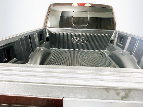 Used 2018 Ford F150 XLT w/ Equipment Group 302A Luxury AWD/4WD image 28