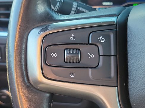 Used 2022 Chevrolet Suburban Premier image 27