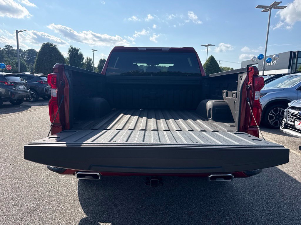 Used 2022 Chevrolet Silverado 1500 RST AWD/4WD image 7