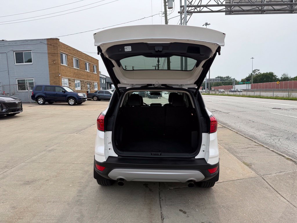 Used 2019 Ford Escape Titanium AWD/4WD image 18