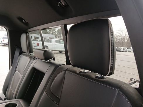 New 2026 RAM 3500 Big Horn w/ Laramie Trim Package AWD/4WD image 15