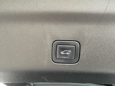 Used 2023 Chevrolet Tahoe RST AWD/4WD image 8