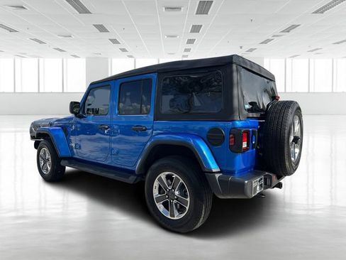 Used 2021 Jeep Wrangler Unlimited Sahara image 6