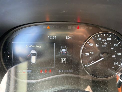 Certified 2021 Nissan Kicks SV image 5