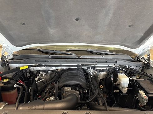 Used 2015 GMC Sierra 1500 SLT w/ Max Trailering Package image 11