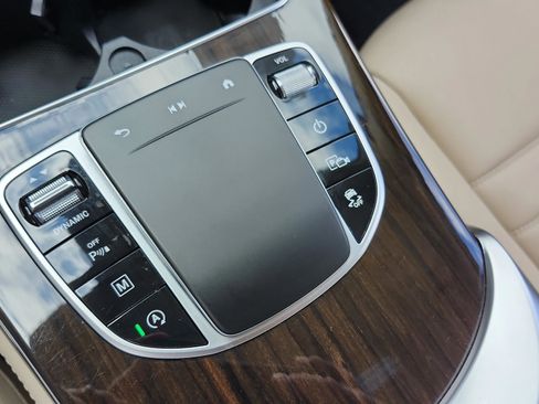 Used 2020 Mercedes-Benz GLC 300 4MATIC Coupe image 29