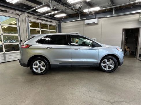 Used 2022 Ford Edge SE AWD/4WD image 6