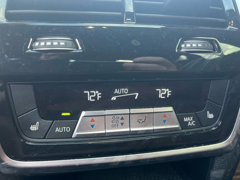 Certified 2024 BMW X6 xDrive40i w/ Premium Package AWD/4WD image 17