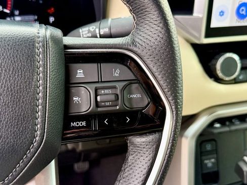 Used 2023 Toyota Tundra 1794 Edition image 17