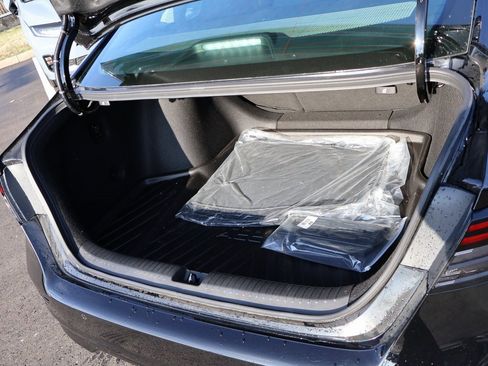 Certified 2025 Honda Accord EX-L image 15