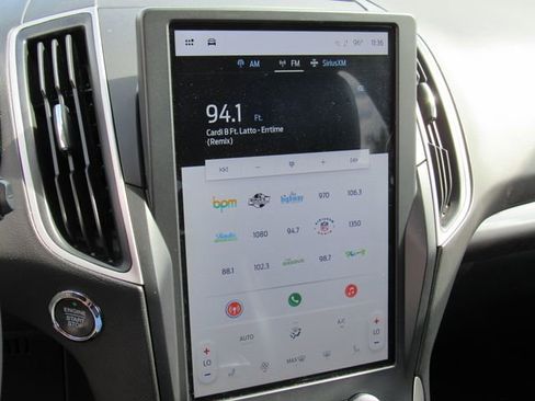 Used 2024 Ford Edge SEL image 14