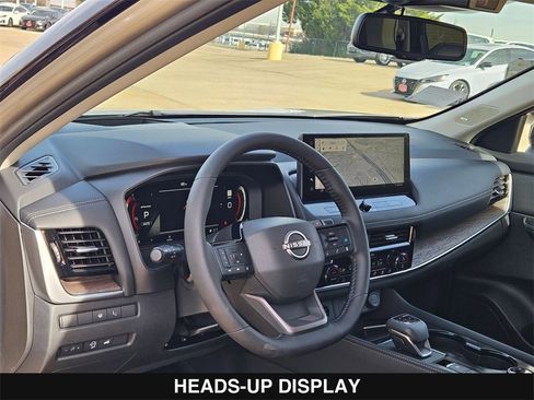 New 2026 Nissan Rogue Platinum image 13