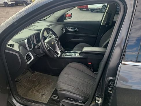 Used 2017 Chevrolet Equinox LT FWD image 13